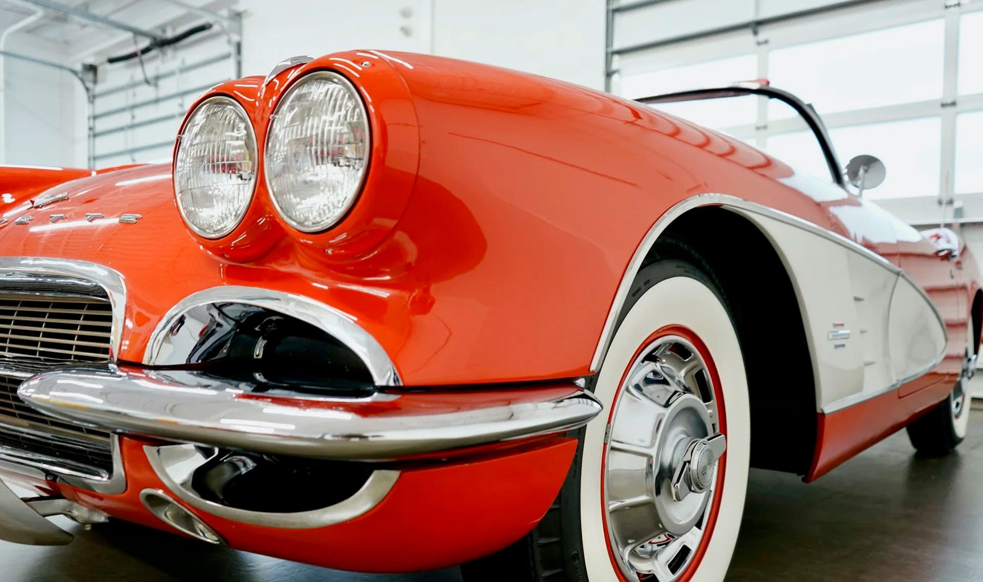 1961 Chevrolet Corvette - Image 12