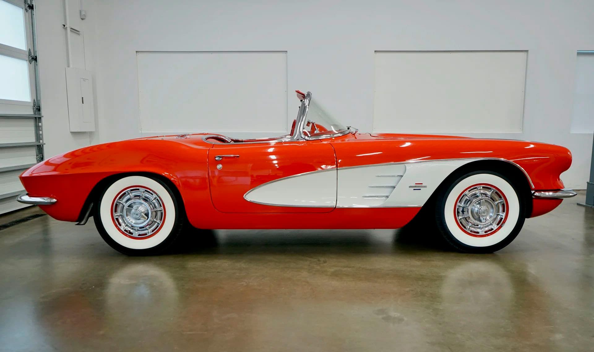1961 Chevrolet Corvette - Image 7