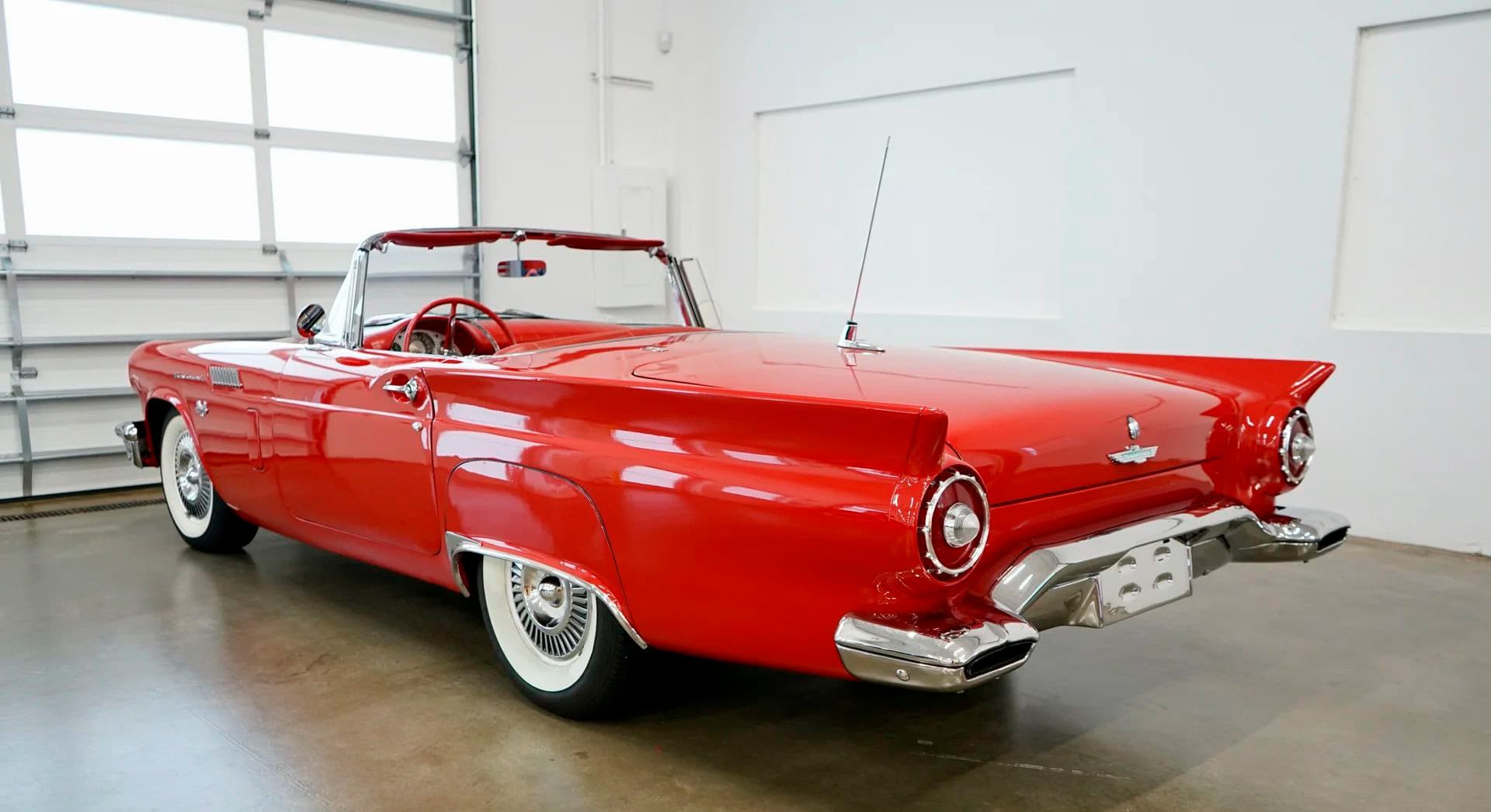 1957 Ford Thunderbird - Image 3