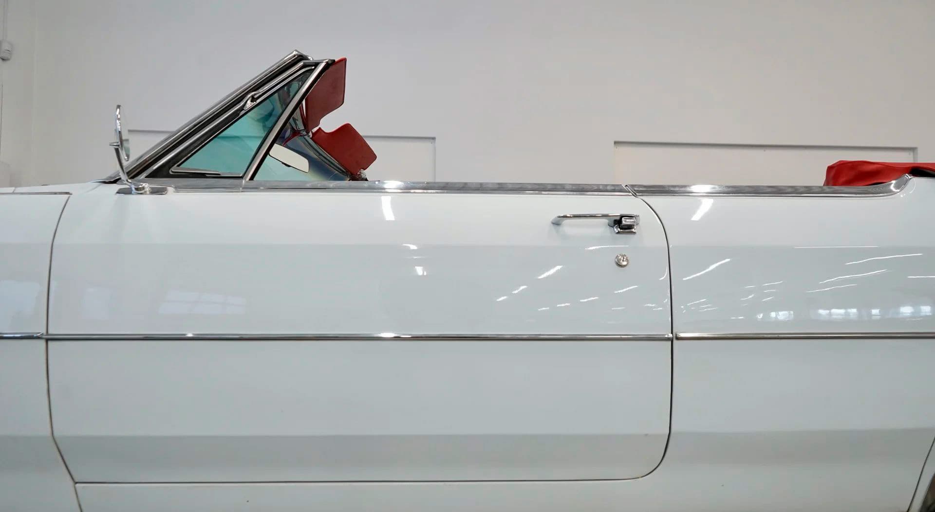 1965 Cadillac DeVille - Image 13