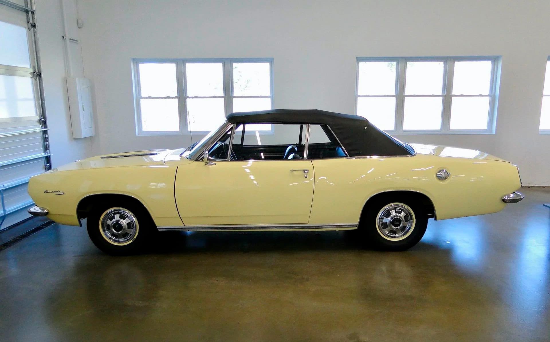 1967 Plymouth Barracuda - Image 12